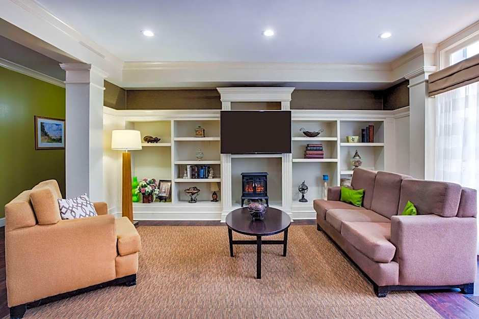 Mainstay Suites At Pga Village