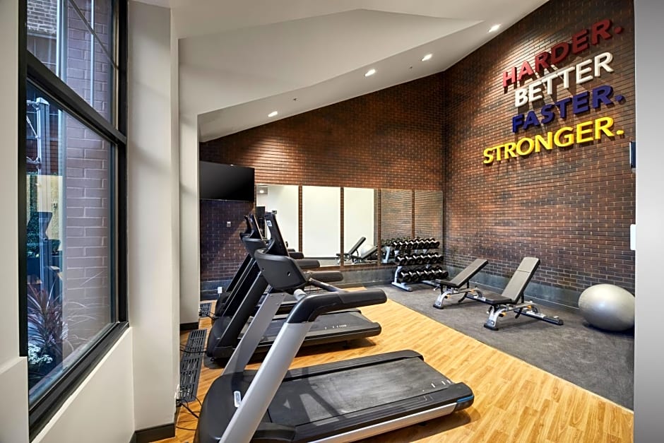 Hotel Indigo Cleveland Downtown by IHG