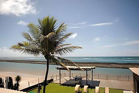 Casa com 5 suítes, sauna, piscina e área gourmet