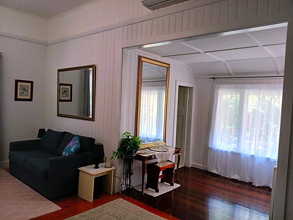 Memory Lane Accommodation