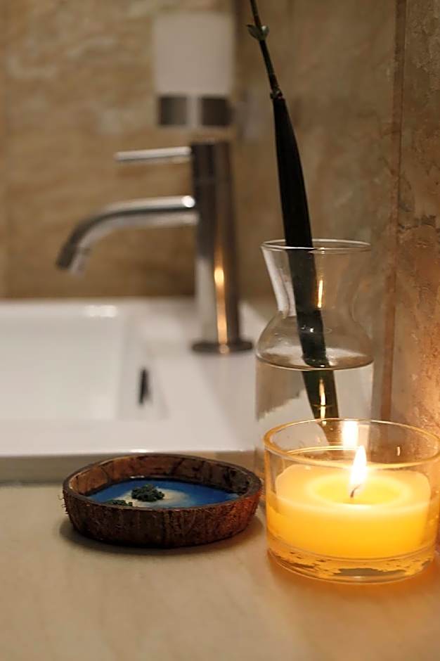 Samaik Thulusdhoo Inn