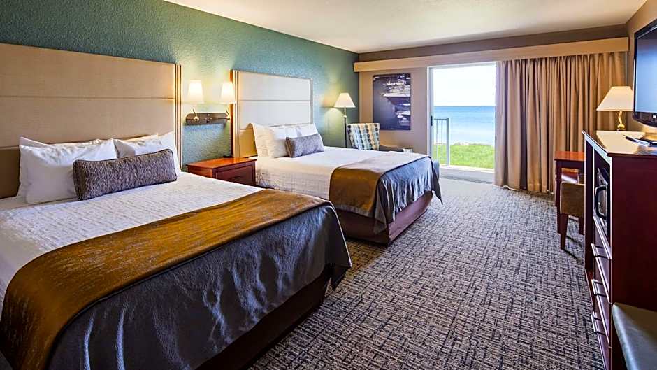 Best Western Harbour Pointe Lakefront