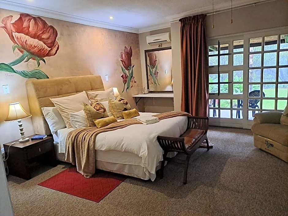 Shangrila-innibos Country Lodge