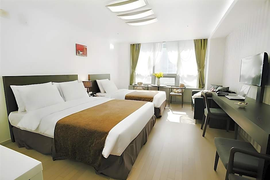 Hotel Hu Incheon Airport Unseo