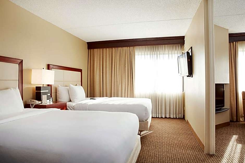 DoubleTree Suites By Hilton Hotel Cincinnati-Blue Ash