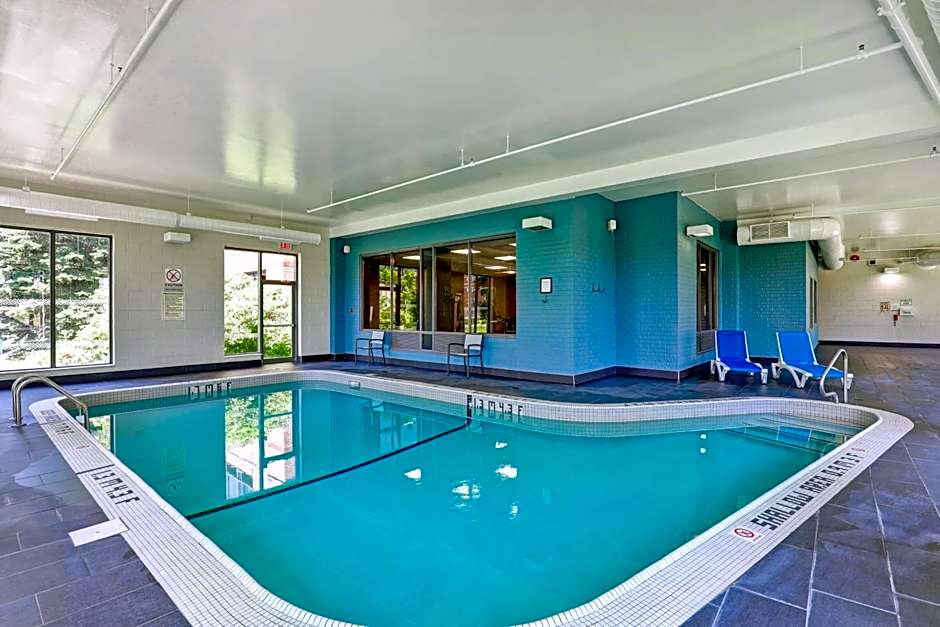 Four Points By Sheraton St. Catharines Niagara Suites