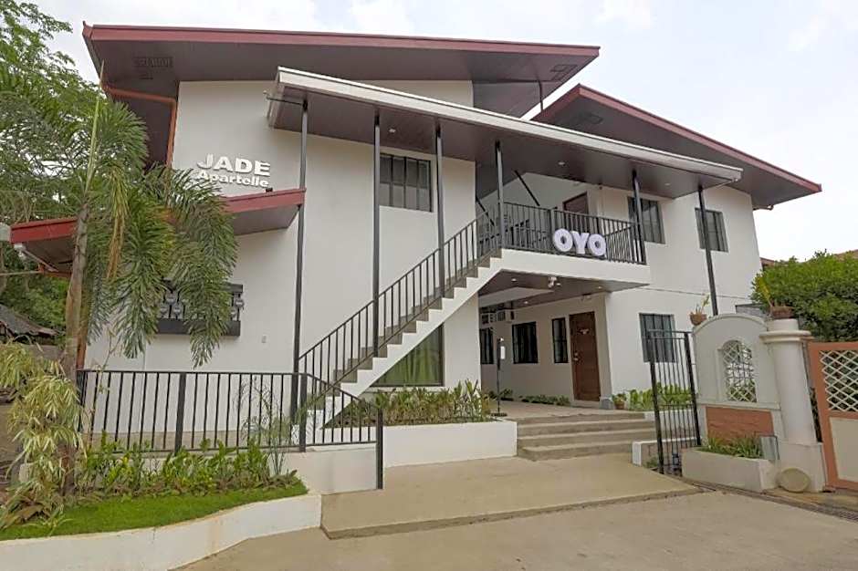 OYO 736 Jade Apartelle