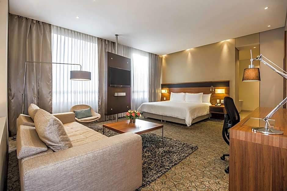 DoubleTree by Hilton Bogota - Parque 93