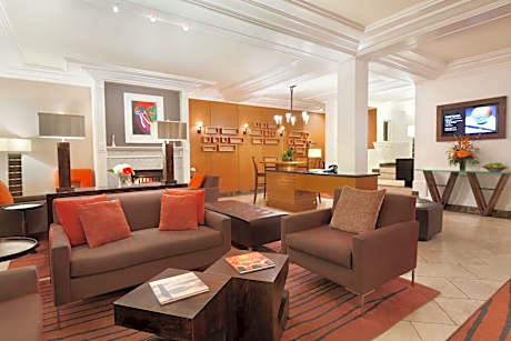 Executive Hotel Vintage Court