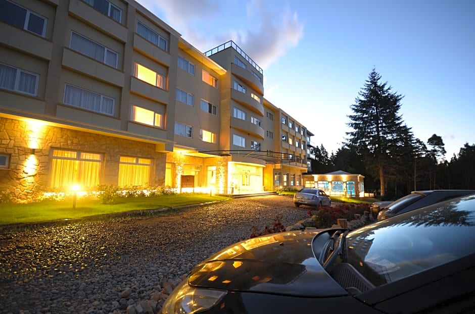 Huinid Pioneros Hotel