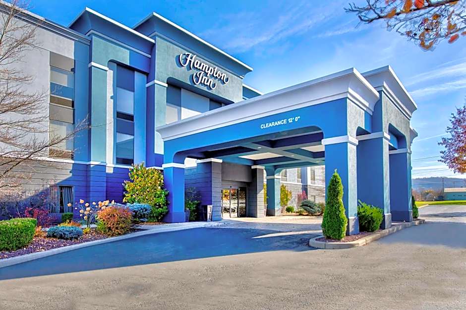 Photo 1 of 27 of Hampton Inn By Hilton Cortland, NY