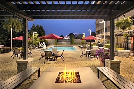 DoubleTree by Hilton Atlanta Northeast/Northlake