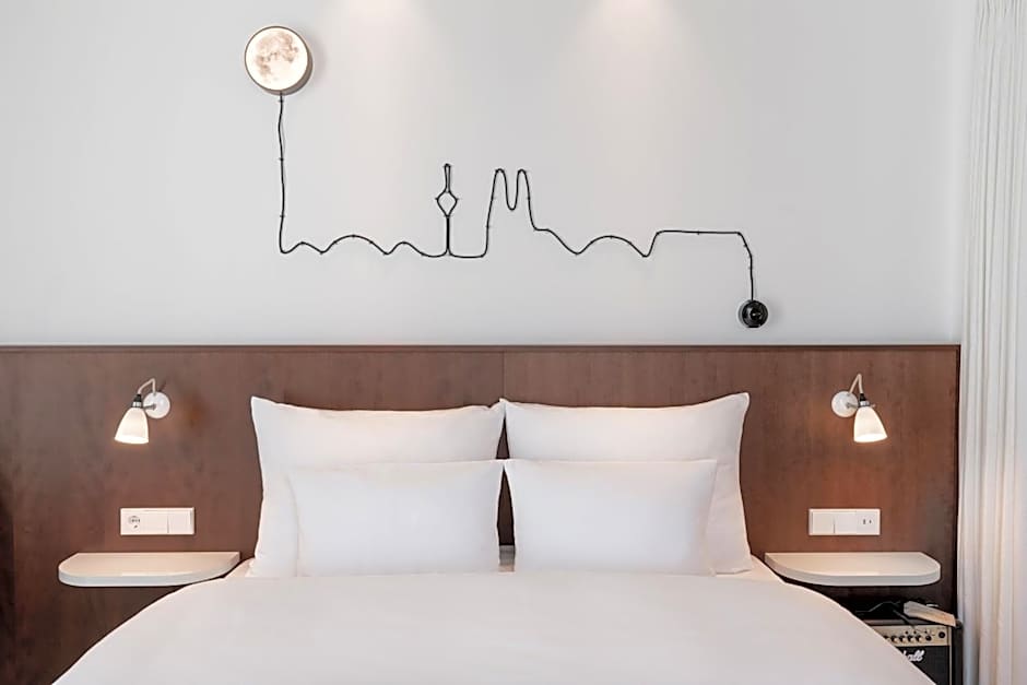 Ruby Ella Hotel Cologne By IHG
