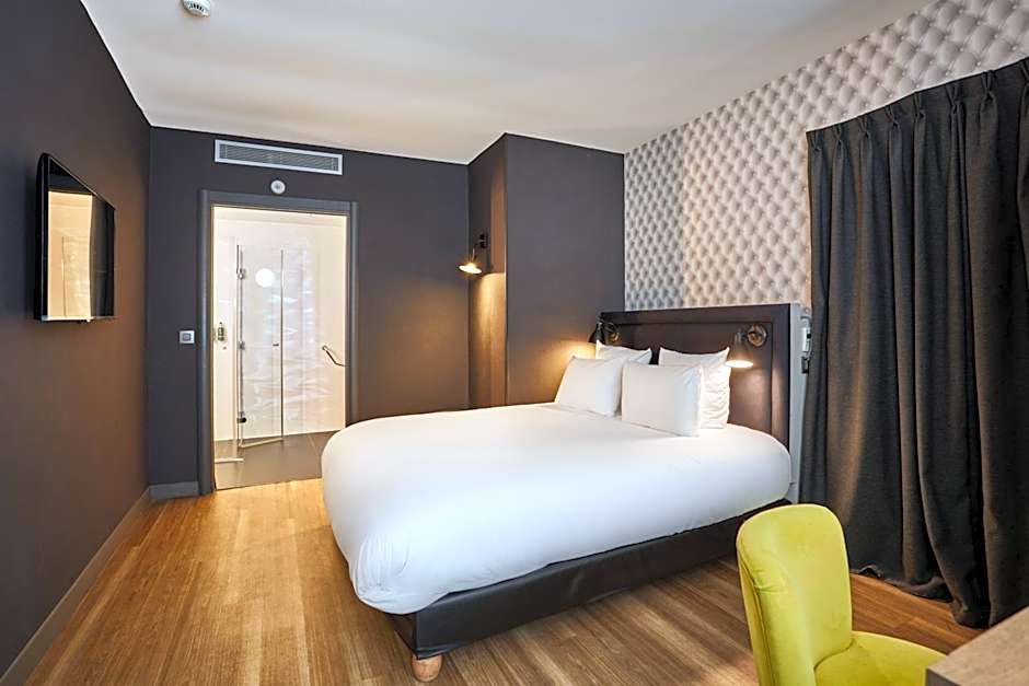 Hôtel La Parizienne - Proche Montparnasse