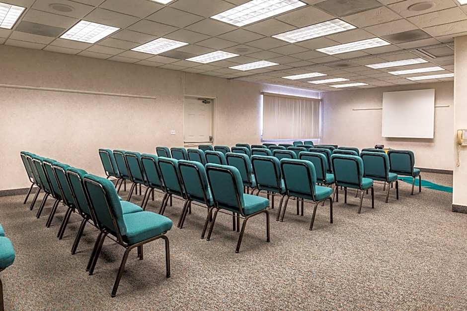 Laurel Inn & Conference Center