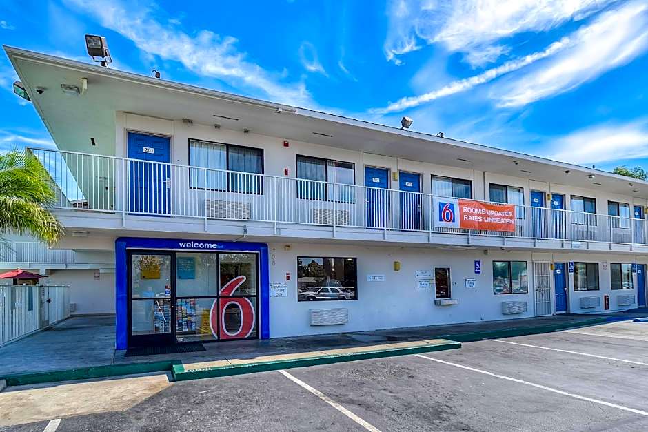 Motel 6-Stanton, CA