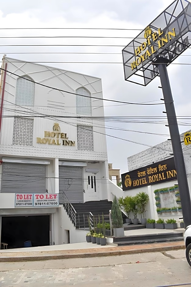 HOTEL ROYAL INN