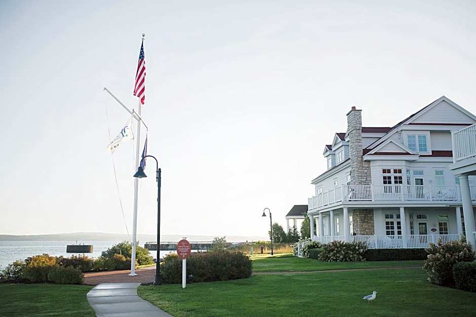 Cottages at Bay Harbor – Bay Harbor, MI