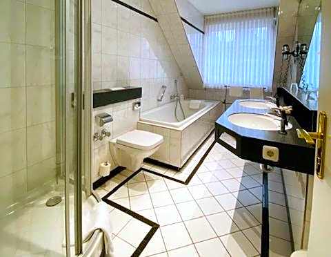 Hotel "Schloss Friedestrom"