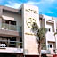 Hotel Grand One Plaza