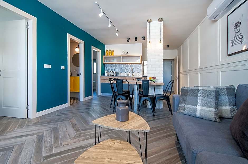 Golda Vacation Rentals