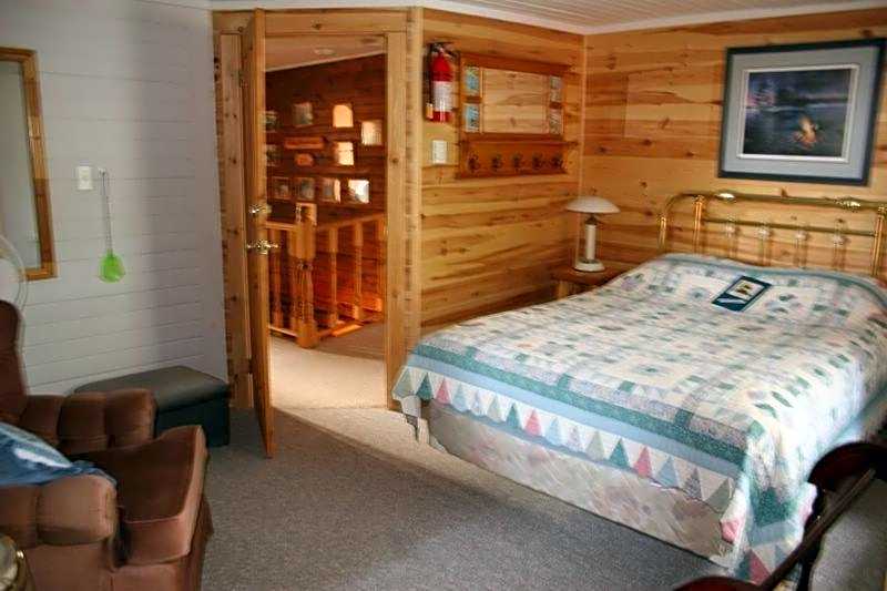 Sunny Rock Bed & Breakfast