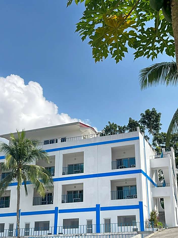 Shiri Hotel