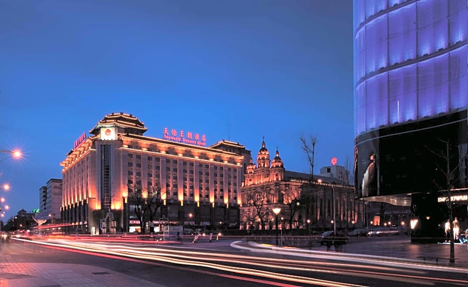 Sunworld Dynasty Hotel