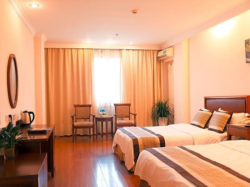 Greentree Inn Yizheng Zhenzhou East Road