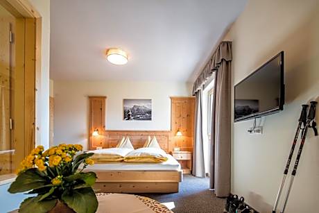 Superior Double Room with Balcony