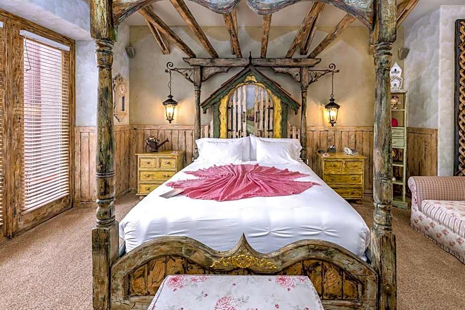 Adobe Grand Villas