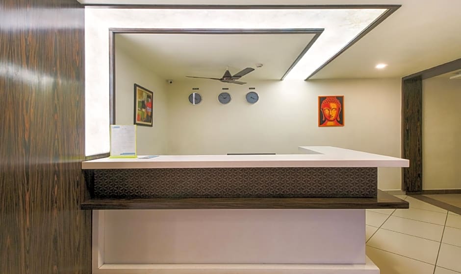 Itsy Hotels N Square