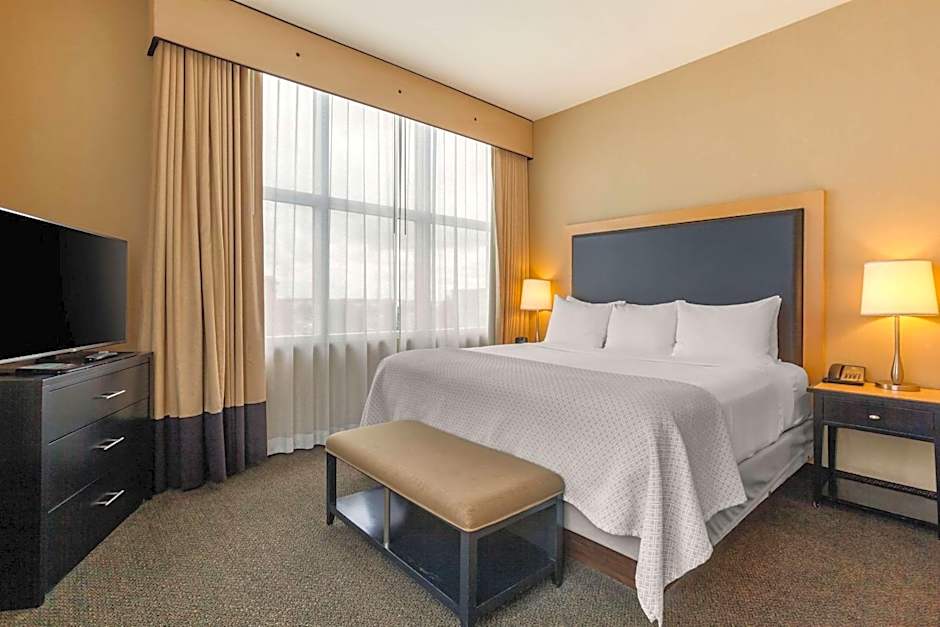 Cambria Hotel Denver International Airport