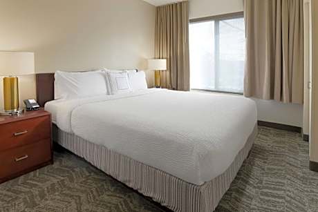 King Suite - Hearing Accessible