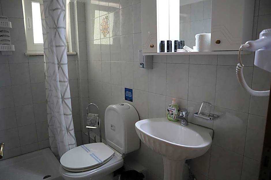 Delphin Rooms Sivota