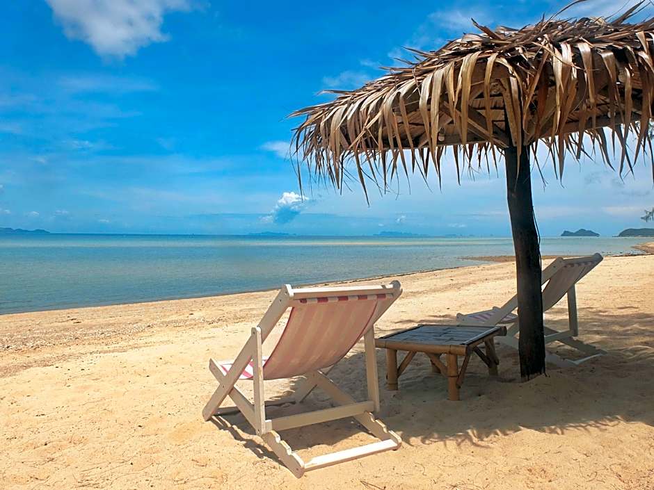 SeaEsta Beach