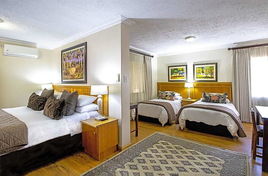 Sunward Park Guest House