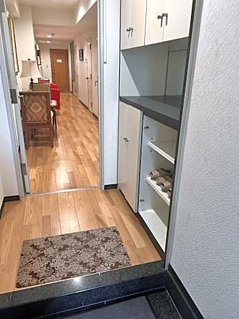 Japanese-Style Room