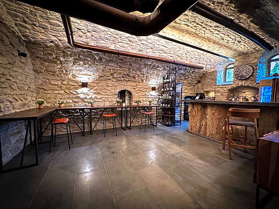 Chateau Mephis Kalaki