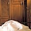Roes Suites