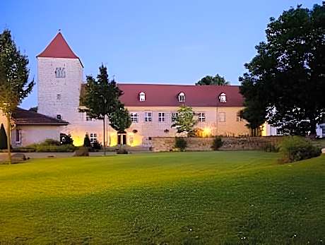 Hotel Burg Wanzleben