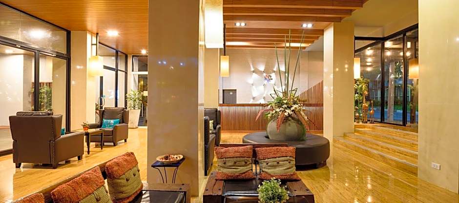The Loft Seaside Sriracha Hotel