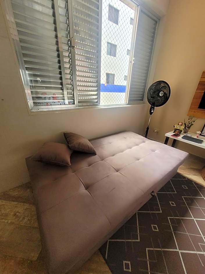 Apartamento Aconchego Frente Mar - Vila Guilhermina Praia Grande SP - Cozinha Completa - Climatizador de Ar - TV a Cabo - Wi-Fi