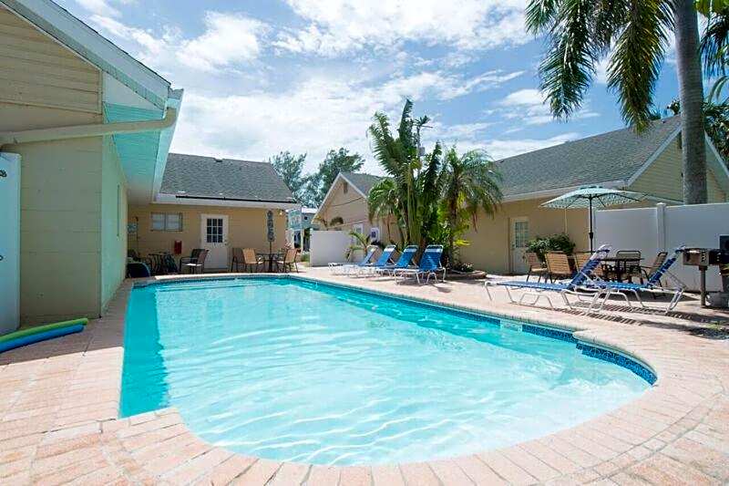 Seabreeze at Anna Maria Island Inn