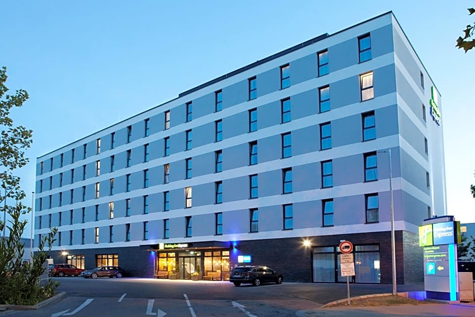 Holiday Inn Express Frankfurt Airport - Raunheim