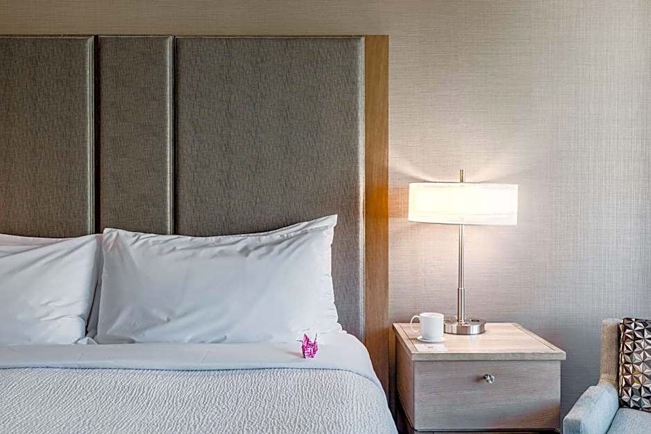 Coast Seattle Downtown Hotel by APA