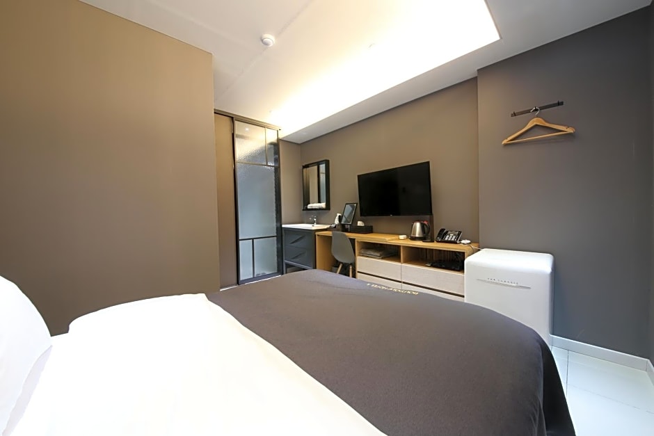 Hotel K