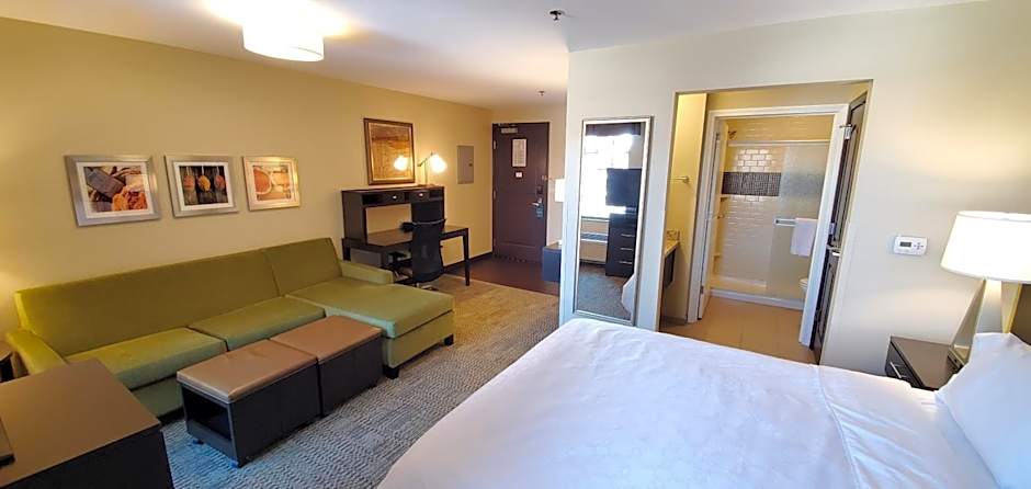 Staybridge Suites : Eau Claire - Altoona By IHG
