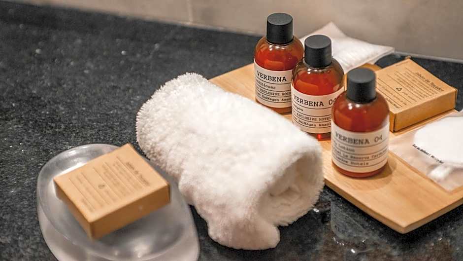 Alma Del Lago Suites & Spa