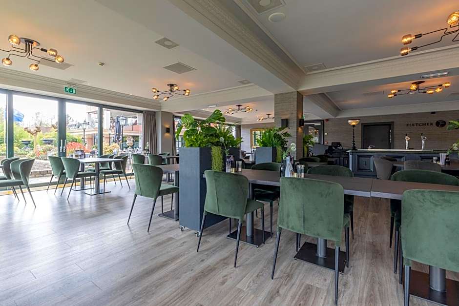 Fletcher Familiehotel De Hunzebergen